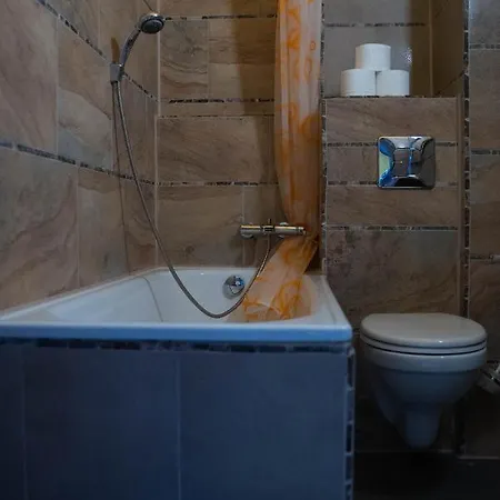 Sxf Pensionat Schönefeld