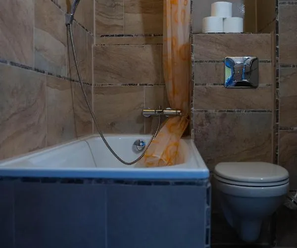 Sxf Pensión Schönefeld