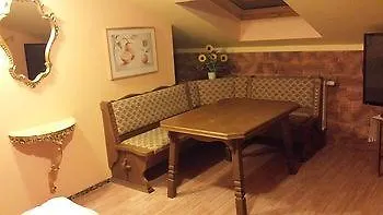 Pensión Sxf Schönefeld